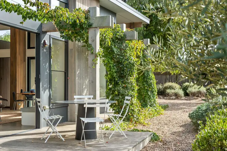 8-10 Midden Terrace, Barwon Heads VIC 3227