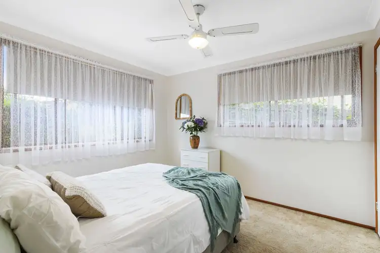Fourth view of Homely semi-detached listing, 1/5 Daisy Street, Elanora QLD 4221