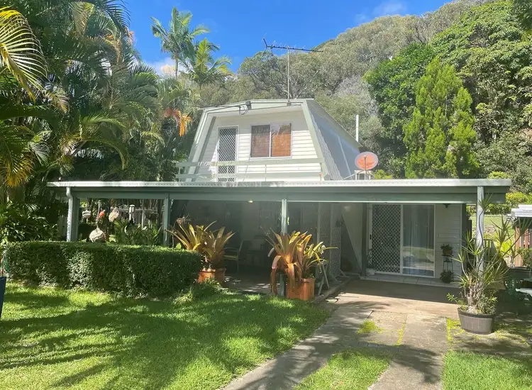 131 Dickson Way, Point Lookout QLD 4183