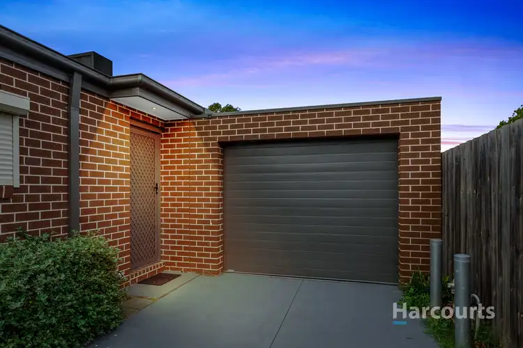 3/10 Miles Street, Deer Park VIC 3023