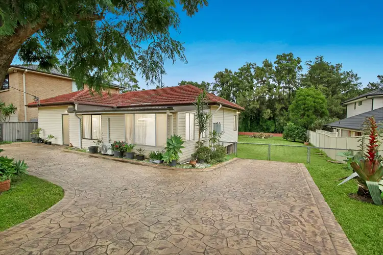 177 Gladstone Avenue, Mount Saint Thomas NSW 2500