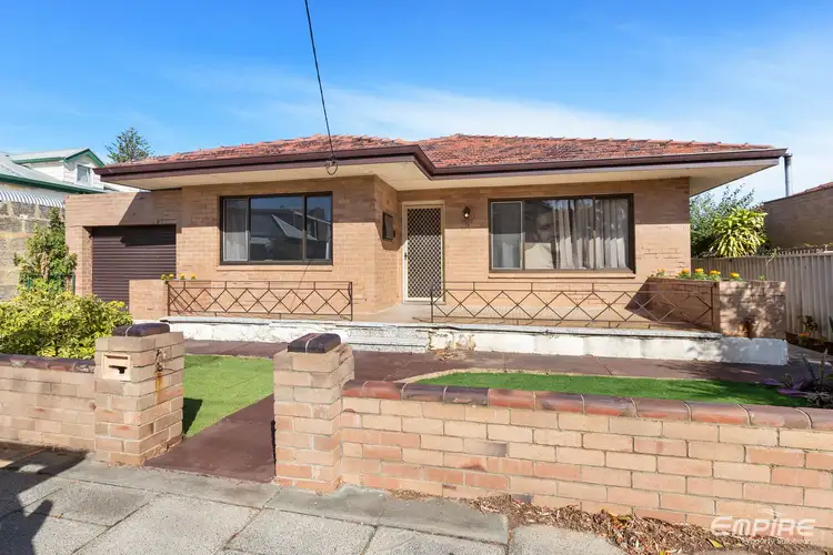 9 Orient Street, South Fremantle WA 6162