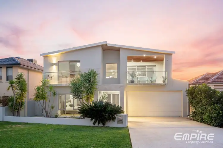 21 Anka Gardens, Lake Coogee WA 6166