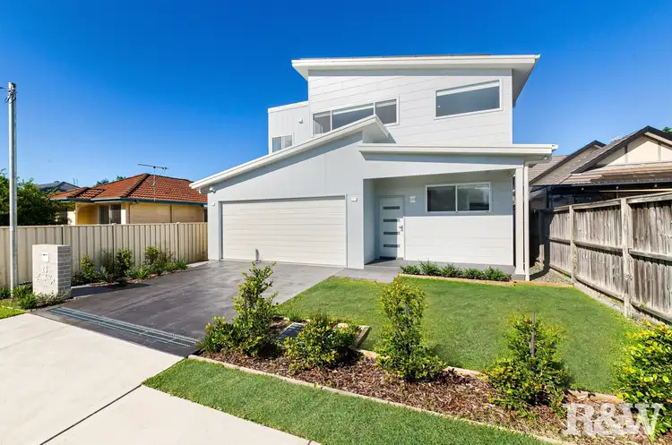 28 Cambridge Street, Umina Beach NSW 2257