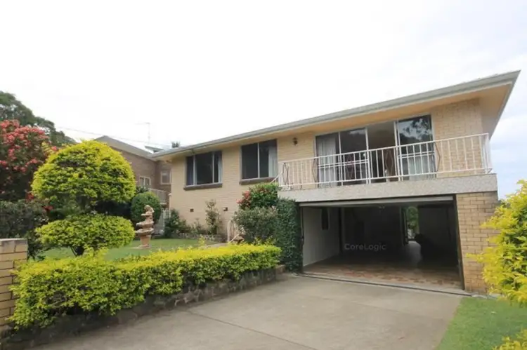 11 Nangana Street, Tugun QLD 4224