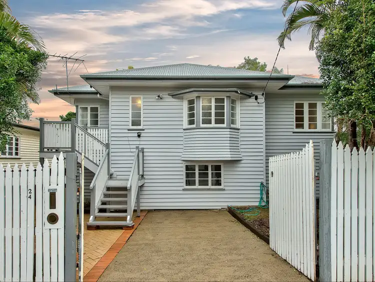 24 Twelfth Avenue, Kedron QLD 4031