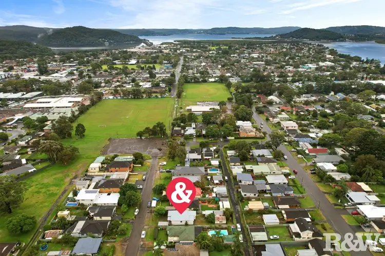 Third view of Homely house listing, 10 Fairview Street, Woy Woy NSW 2256