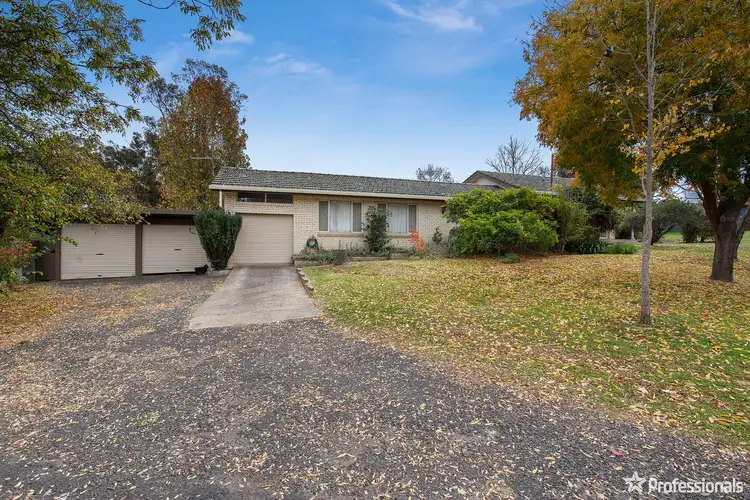 2 Arundel Drive, Armidale NSW 2350