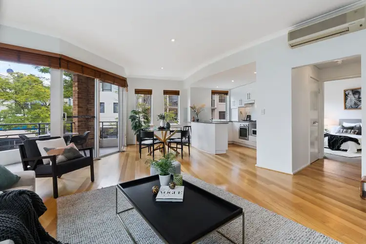 6/1 Cashel Lane, Subiaco WA 6008