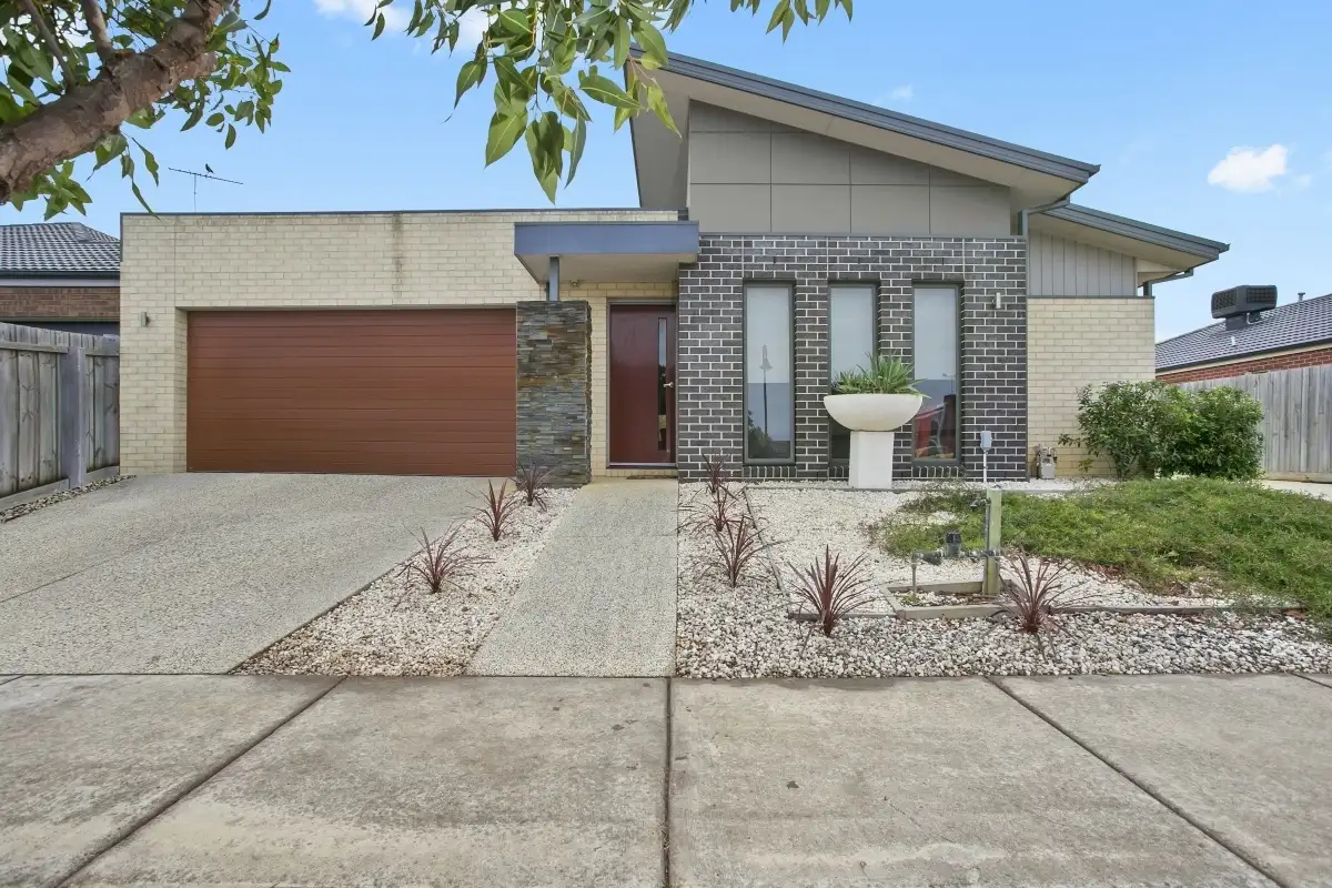 Main view of Homely townhouse listing, 1/23 Penleigh Crescent, Ocean Grove VIC 3226