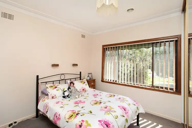 Sixth view of Homely house listing, 4 Isla Street, Sunshine North VIC 3020