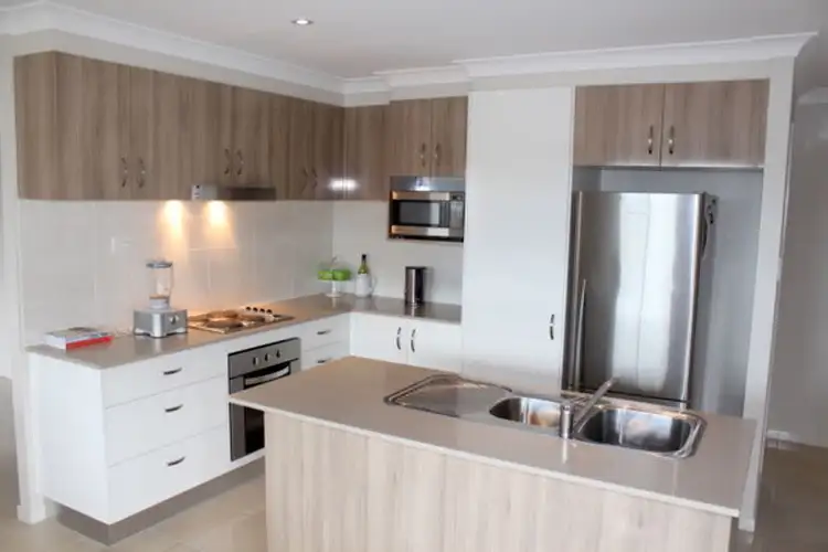 13 Morning Sun Court, Maudsland QLD 4210