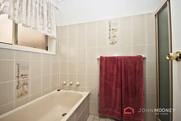 Fifth view of Homely house listing, 14 Nicholi Crescent, Lake Albert NSW 2650