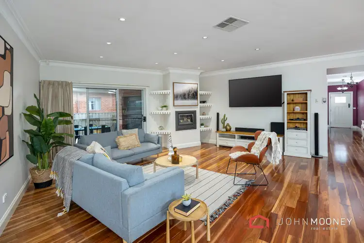 4 Thomas Street, Wagga Wagga NSW 2650