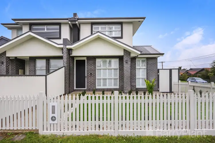 2/33 Kenny Street, Westmeadows VIC 3049