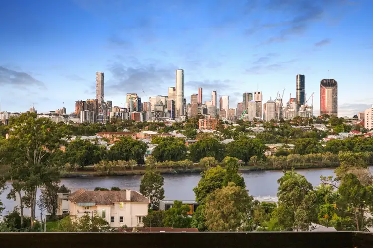 17/60 Bellevue Terrace, St Lucia QLD 4067