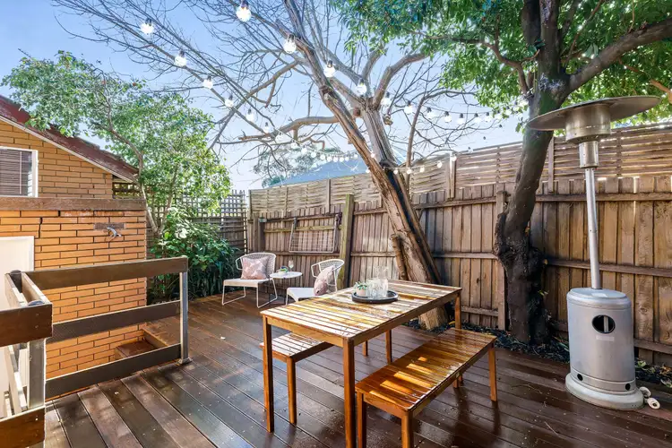 Main view of Homely unit listing, 2/566 Pascoe Vale Road, Pascoe Vale VIC 3044
