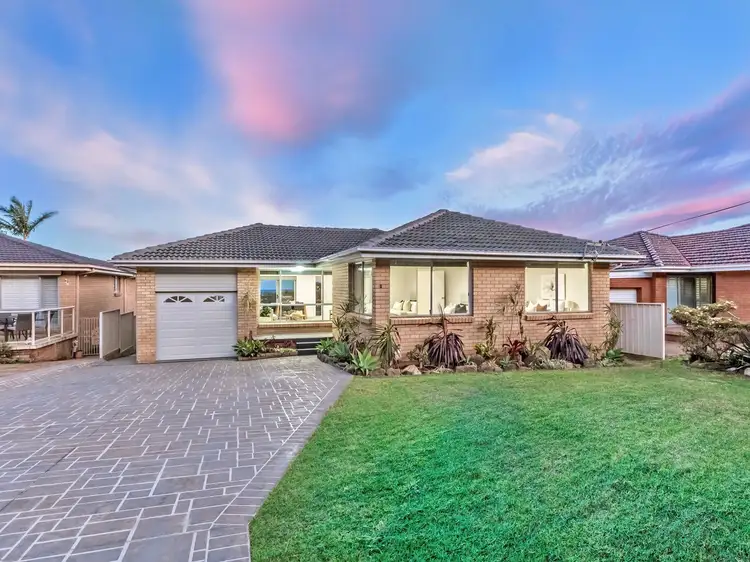 19 Deborah Avenue, Thirroul NSW 2515