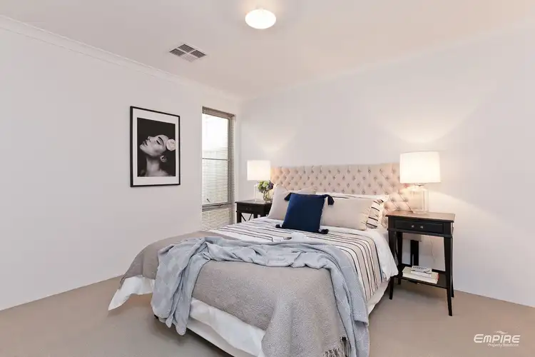 Second view of Homely house listing, 11 Yellowstone Grove, Success WA 6164