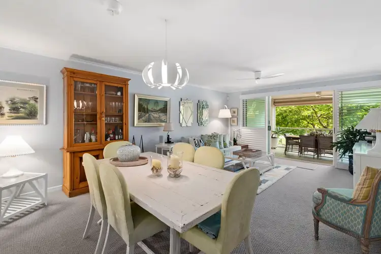 4122 Archer Hill Drive, Benowa QLD 4217