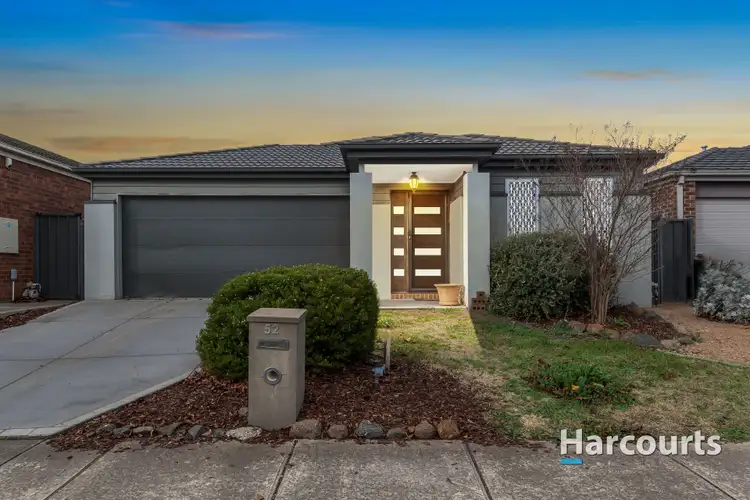 52 Edmondshaw Drive, Deer Park VIC 3023