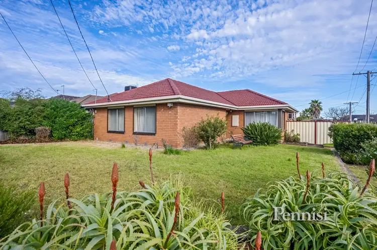 15 Sterling Drive, Keilor East VIC 3033