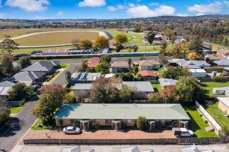 1-4/4 Speare Avenue, Armidale NSW 2350
