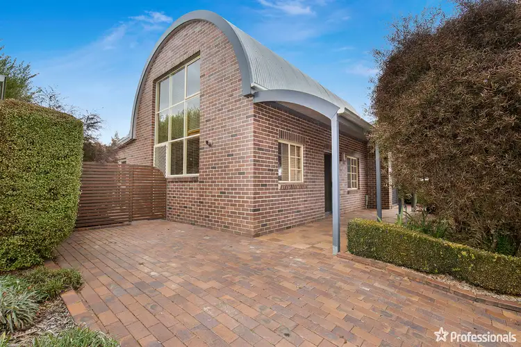 3/6 Eliza Lane, Armidale NSW 2350