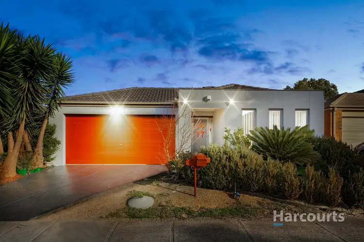 66 Dunbarrim Avenue, Cairnlea VIC 3023