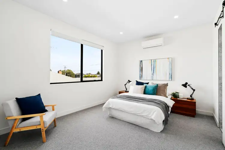 Sixth view of Homely townhouse listing, 2/92 Bowes Avenue, Airport West VIC 3042