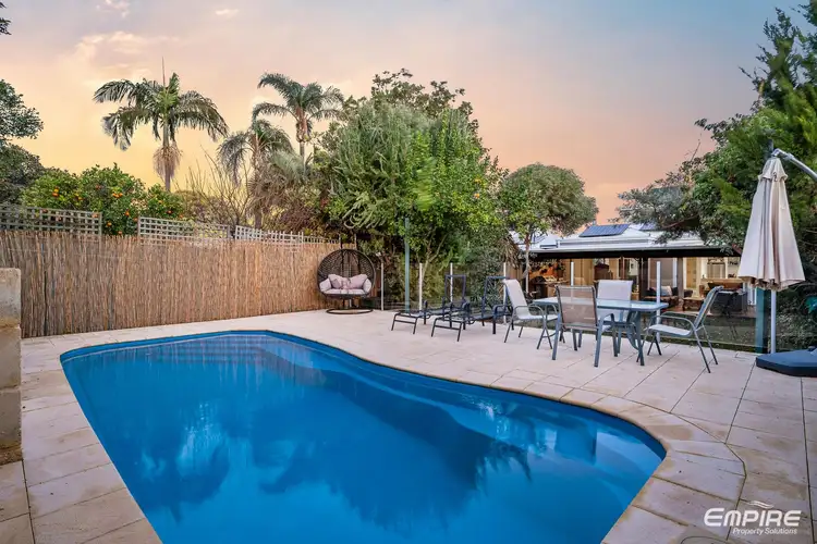 95B Kitchener Road, Alfred Cove WA 6154