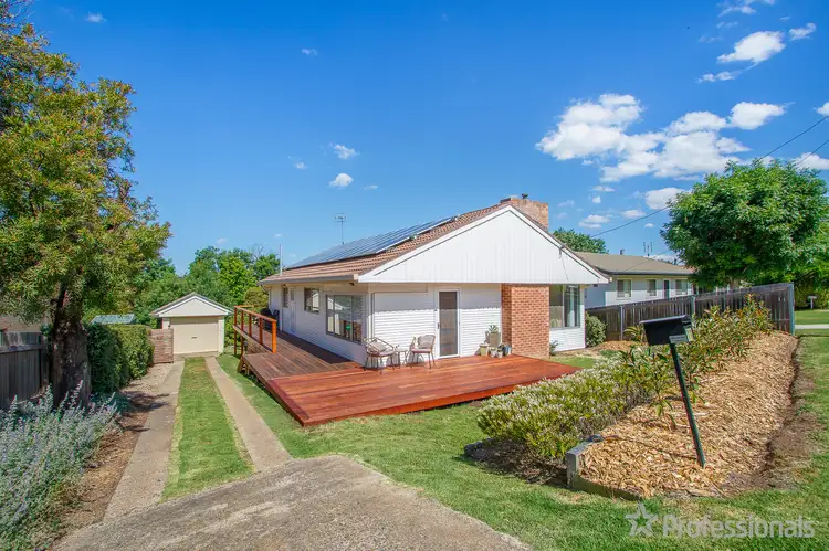 11 Curtis Street, Armidale NSW 2350