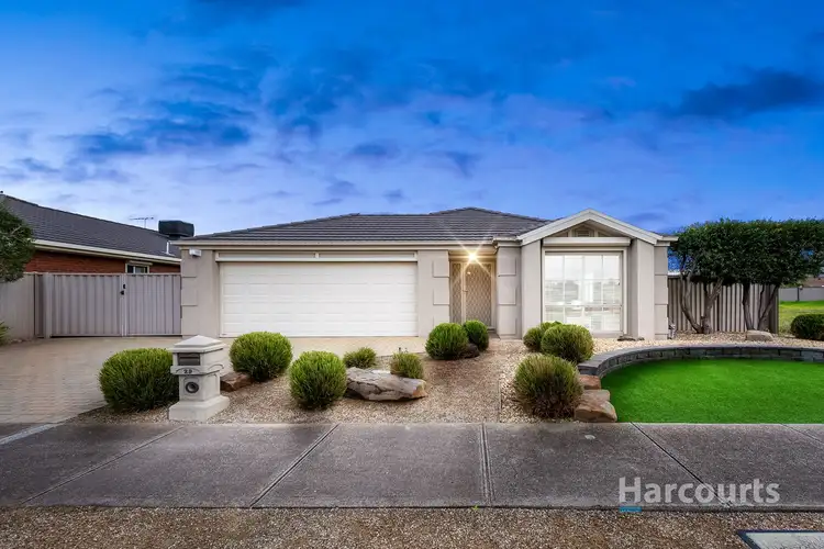29 Edgewater Circuit, Cairnlea VIC 3023