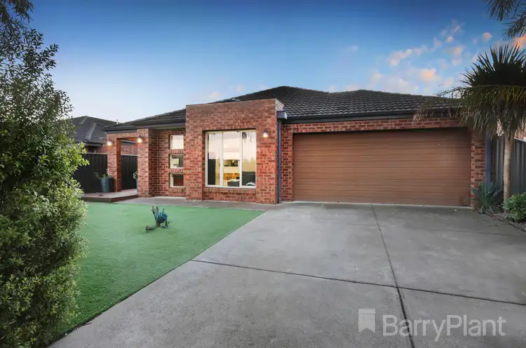 14 Gippsland Way, Craigieburn VIC 3064