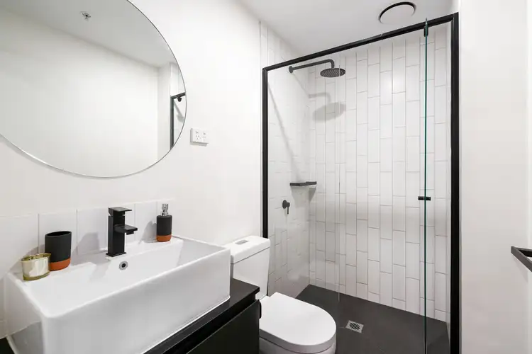 Fifth view of Homely apartment listing, 201/82 Bulla Road, Strathmore VIC 3041