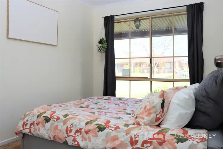 Seventh view of Homely house listing, 20 Karoom Drive, Glenfield Park NSW 2650