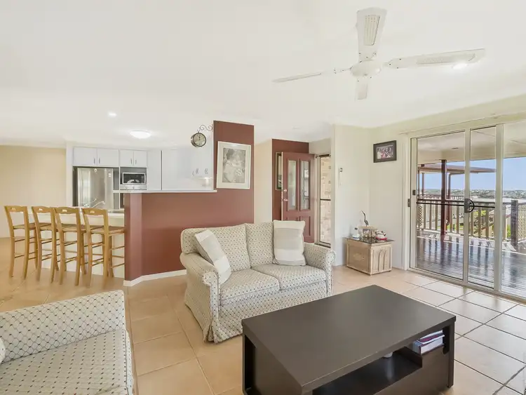 Sixth view of Homely house listing, 10 Baunfiend Court, Urraween QLD 4655