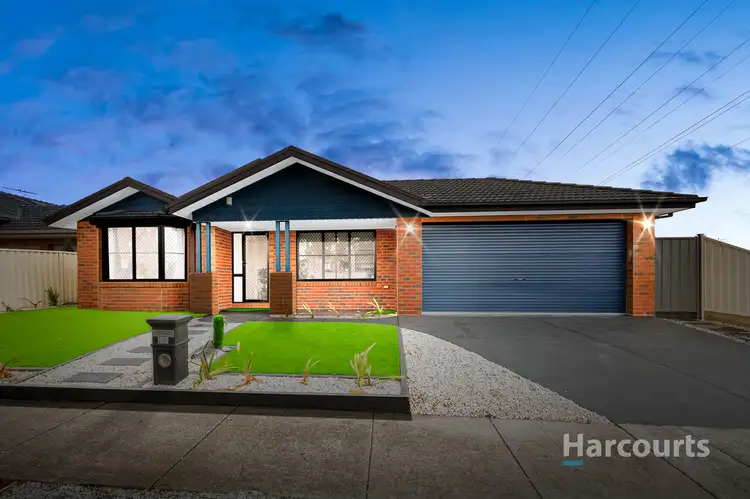 13 Newhaven Way, Cairnlea VIC 3023