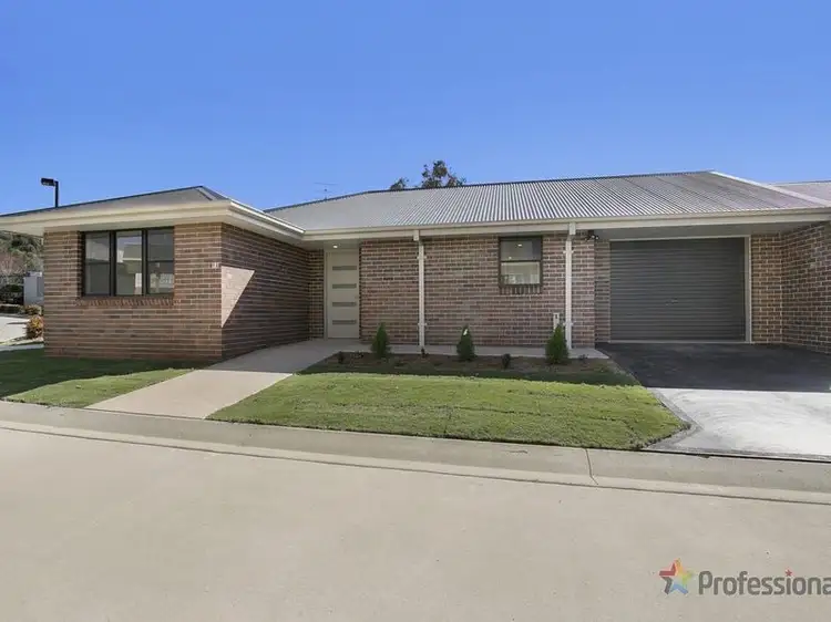 9a/22 Freeman Crescent, Armidale NSW 2350