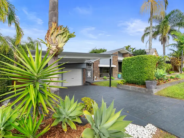 12 Nyeena Street, Belmont QLD 4153