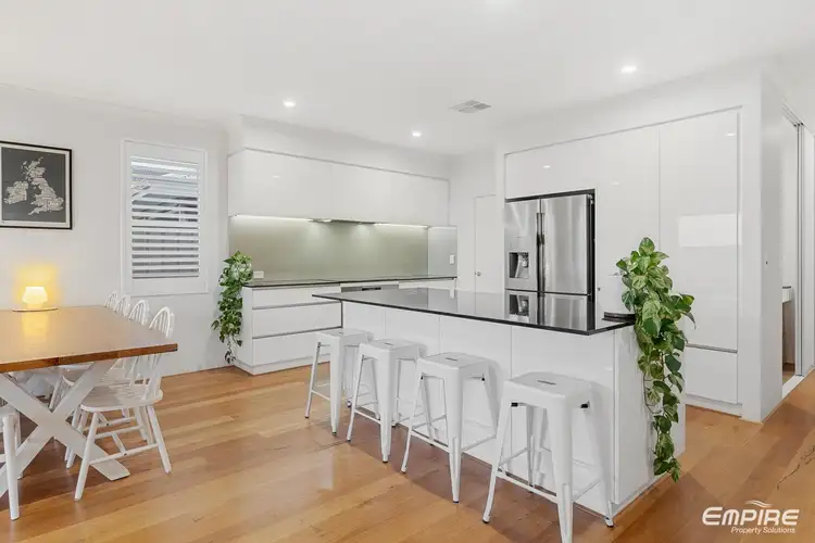 33 Longford Road, Beaconsfield WA 6162