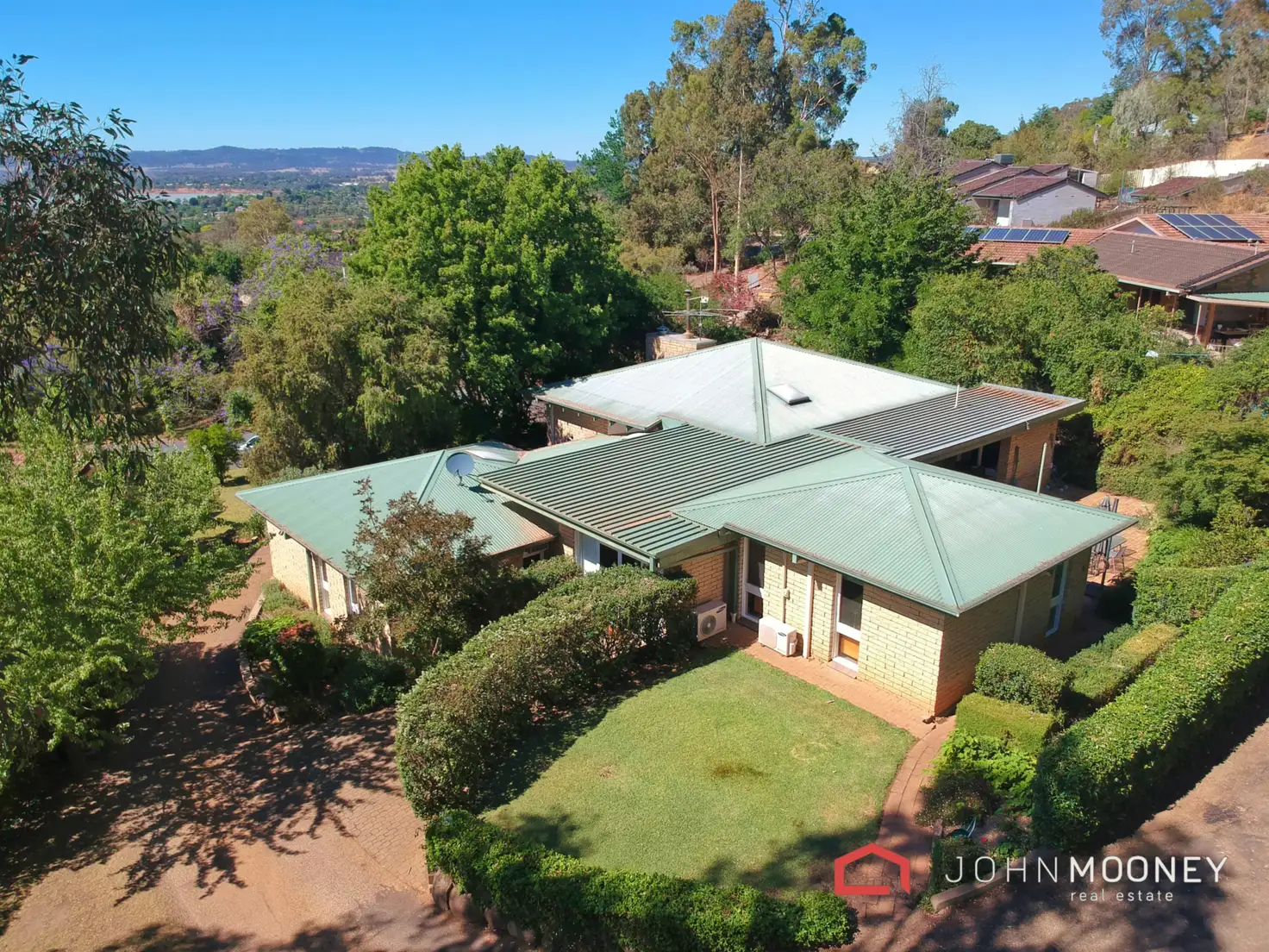 Main view of Homely house listing, 3 Highfield Place, Kooringal NSW 2650