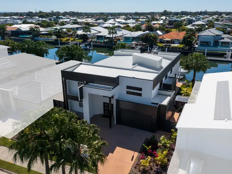 89 Marina Boulevard, Banksia Beach QLD 4507