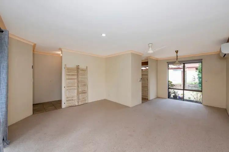 Fifth view of Homely house listing, 2 Falcon Court, High Wycombe WA 6057