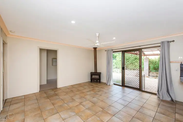 Seventh view of Homely house listing, 2 Falcon Court, High Wycombe WA 6057