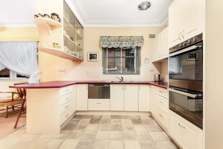 Sixth view of Homely house listing, 32 Oberon Street, Blakehurst NSW 2221