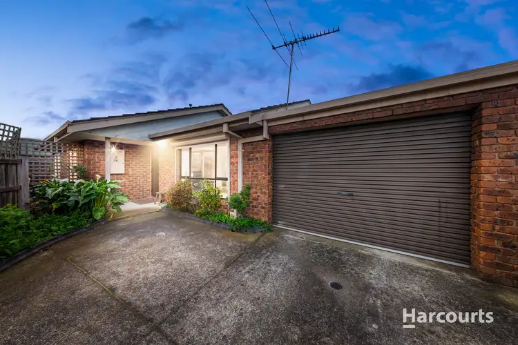 2/24 Salmond Street, Deer Park VIC 3023