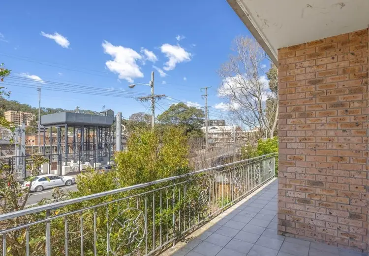Main view of Homely unit listing, 2/52 Showground Road, Gosford NSW 2250