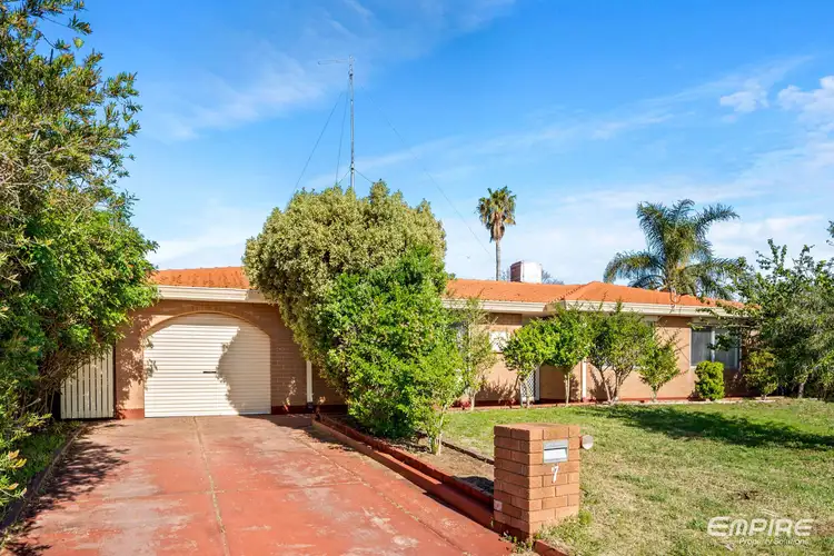7 Salway Place, Spearwood WA 6163