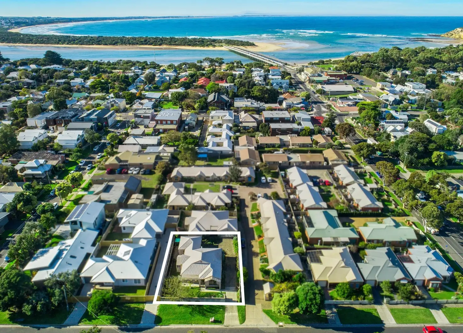 Main view of Homely unit listing, 1/8 Grove Road, Barwon Heads VIC 3227